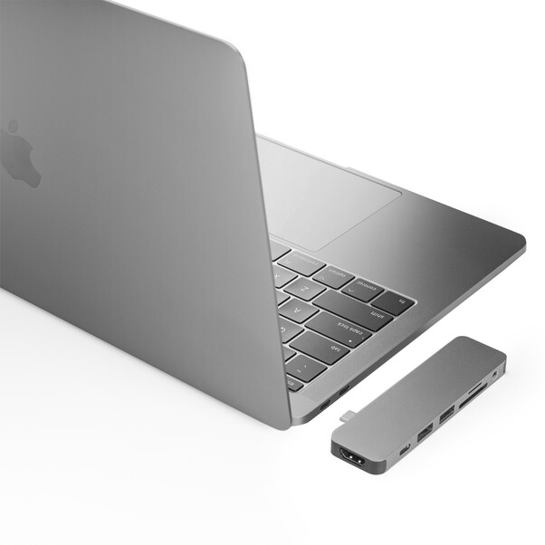 Sie sehen das Produktbild 03 von HyperDrive Solo 7-in-1 USB-C Hub für MacBook, space grau HyperDrive Solo 7-in-1 USB-C Hub für MacBook, space grau