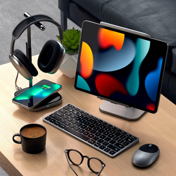 Sie sehen das Produktbild 03 von Satechi Slim X1 Bluetooth Keyboard, dt., space grau Satechi Slim X1 Bluetooth Keyboard, dt., space grau