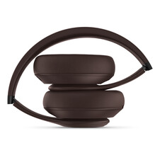 Beats Studio Pro Wireless Headphones, braun