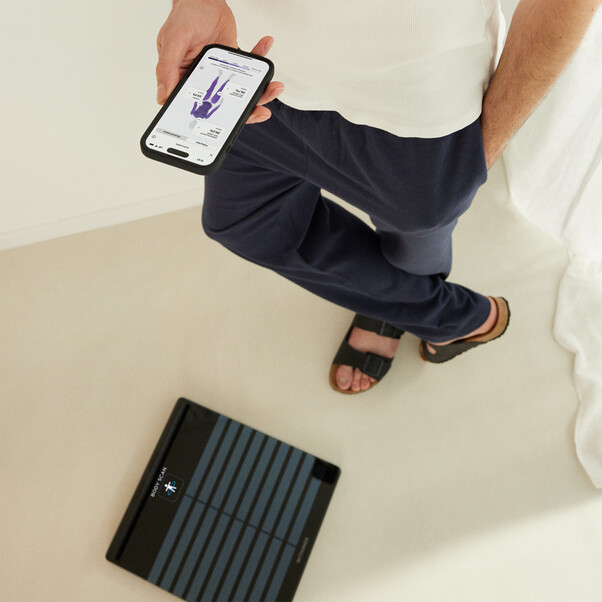 Sie sehen das Produktbild 06 von Withings Body Scan vernetzte Gesundheitsstation, schwarz Withings Body Scan vernetzte Gesundheitsstation, schwarz
