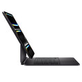 Sie sehen das Produktbild 09 von Magic Keyboard für 13" iPad Pro (M4) - Englisch (International) - Schwarz Magic Keyboard für 13" iPad Pro (M4) - Englisch (International) - Schwarz