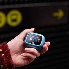 Sie sehen das Produktbild 09 von JBL Live Buds 3, kabelloser In-Ear Kopfhörer, blau JBL Live Buds 3, kabelloser In-Ear Kopfhörer, blau