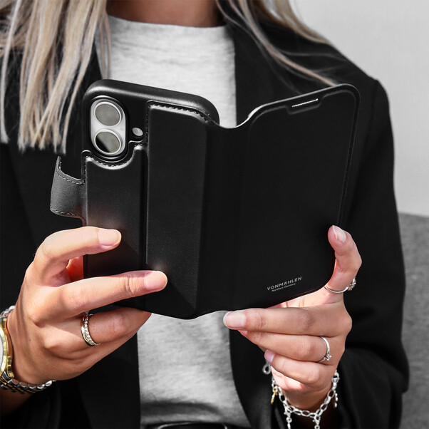 Sie sehen das Produktbild 05 von Vonmählen Kunstleder-Folio für iPhone 17 Pro Max, schwarz Vonmählen Kunstleder-Folio für iPhone 17 Pro Max, schwarz