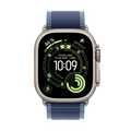 Sie sehen das Produktbild 02 von Apple Watch Ultra 3 GPS + Cellular, 49 mm Titangehäuse Natur, Trail Loop Blau/Hellblau - S/M Apple Watch Ultra 3 GPS + Cellular, 49 mm Titangehäuse Natur, Trail Loop Blau/Hellblau - S/M