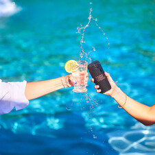 JBL Grip, kompakter Bluetooth-Lautsprecher, schwarz