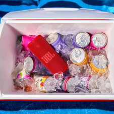 Sie sehen das Produktbild 07 von JBL Grip, kompakter Bluetooth-Lautsprecher, weiss JBL Grip, kompakter Bluetooth-Lautsprecher, weiss