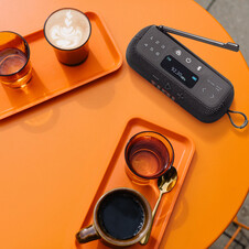 Sie sehen das Produktbild 07 von JBL Tuner 3, Bluetooth-Lautsprecher mit Radio, schwarz JBL Tuner 3, Bluetooth-Lautsprecher mit Radio, schwarz