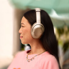 Sie sehen das Produktbild 08 von JBL Tour One M3 Over-Ear Kopfhörer, champagner JBL Tour One M3 Over-Ear Kopfhörer, champagner