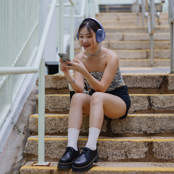 Sie sehen das Produktbild 07 von JBL Tune 730BT, Over-Ear Kopfhörer, blau JBL Tune 730BT, Over-Ear Kopfhörer, blau