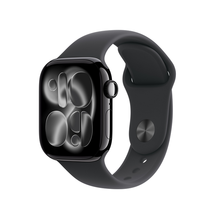 Sie sehen das Produktbild 01 von Apple Watch Series 11 GPS, 42 mm Aluminiumgehäuse Diamantschwarz, Sportarmband Schwarz - S/M Apple Watch Series 11 GPS, 42 mm Aluminiumgehäuse Diamantschwarz, Sportarmband Schwarz - S/M