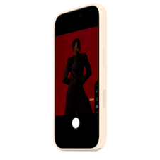 Sie sehen das Produktbild 04 von iPhone 17 Pro Silikon Case mit MagSafe - Vanille iPhone 17 Pro Silikon Case mit MagSafe - Vanille