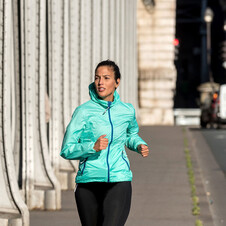 Sie sehen das Produktbild 09 von JBL Endurance Zone, Open-Ear-Sport-Kopfhörer, schwarz-weiss JBL Endurance Zone, Open-Ear-Sport-Kopfhörer, schwarz-weiss