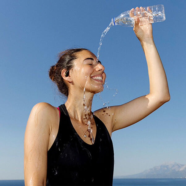 Sie sehen das Produktbild 10 von JBL Endurance Zone, Open-Ear-Sport-Kopfhörer, schwarz-weiss JBL Endurance Zone, Open-Ear-Sport-Kopfhörer, schwarz-weiss