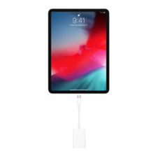 Sie sehen das Produktbild 03 von USB‑C auf SD Kartenlesegerät USB‑C auf SD Kartenlesegerät